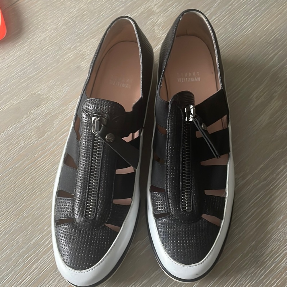 Stuart Weitzman Snickers, Size 9 - image 1